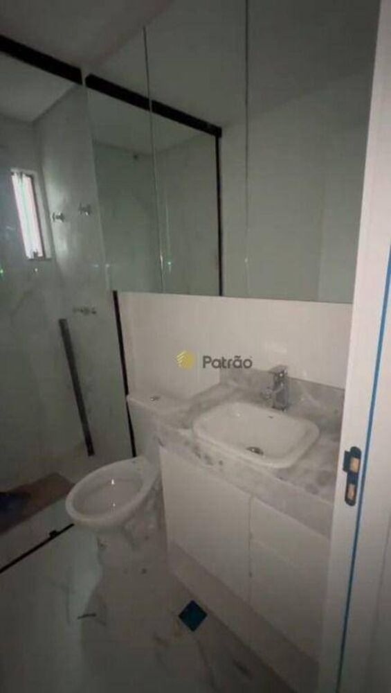 Apartamento para alugar com 2 quartos, 70m² - Foto 8
