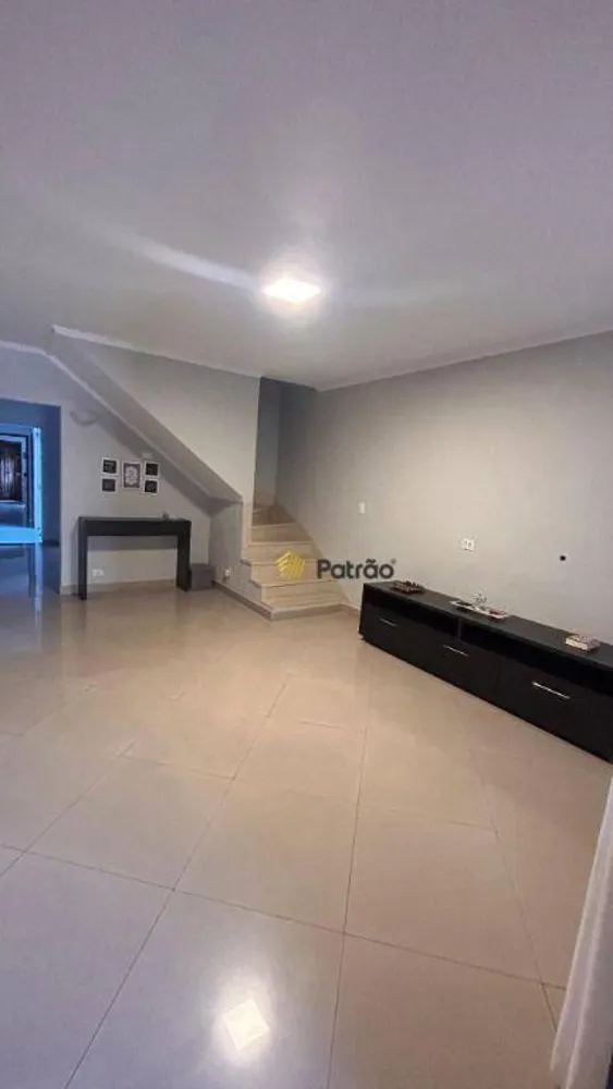 Sobrado, 3 quartos, 200 m² - Foto 2