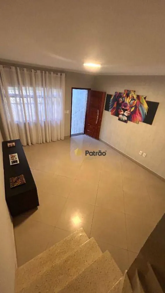 Sobrado, 3 quartos, 200 m² - Foto 1