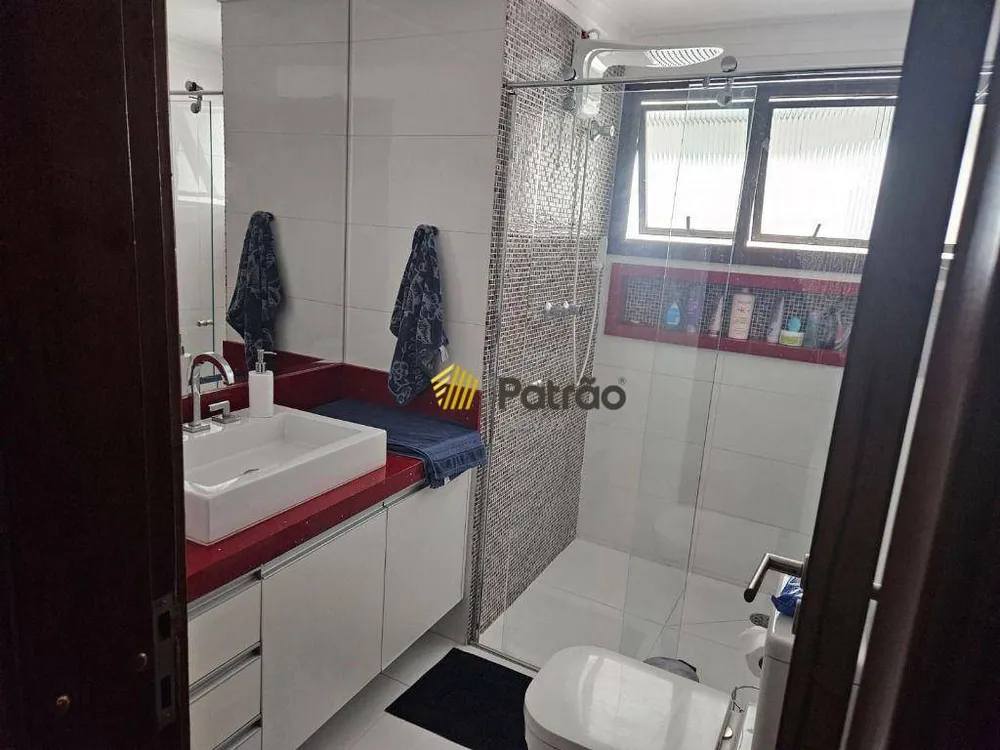 Apartamento, 3 quartos, 207 m² - Foto 1