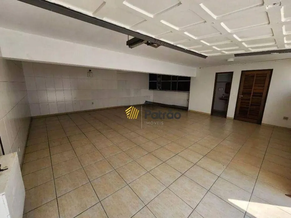 Casa, 3 quartos, 330 m² - Foto 4