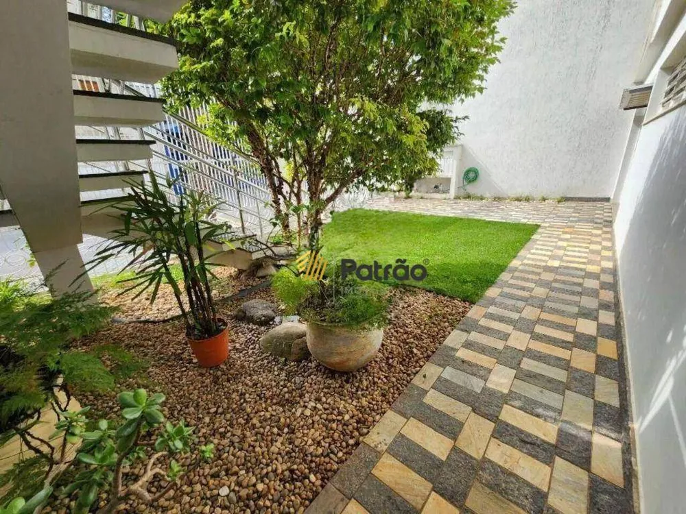 Casa, 3 quartos, 330 m² - Foto 2