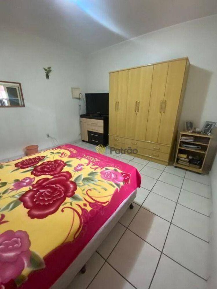 Casa, 3 quartos, 176 m² - Foto 2