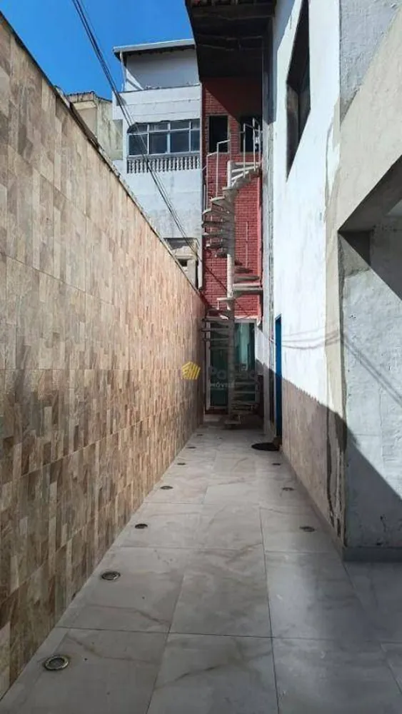 Sobrado, 3 quartos, 253 m² - Foto 1