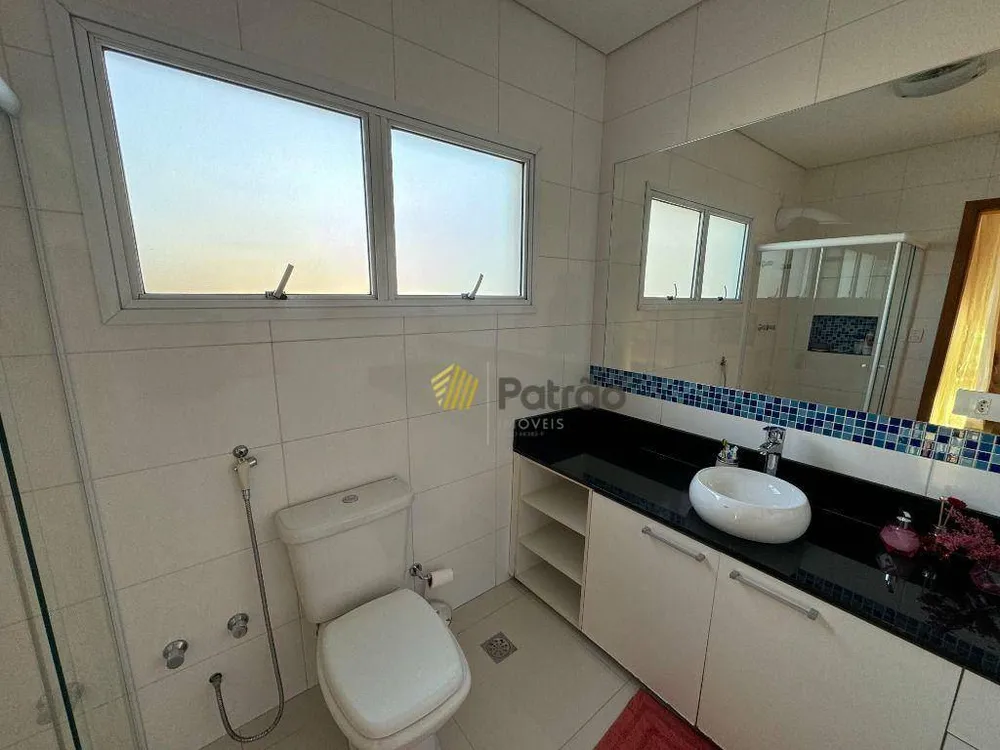 Casa, 4 quartos, 545 m² - Foto 3