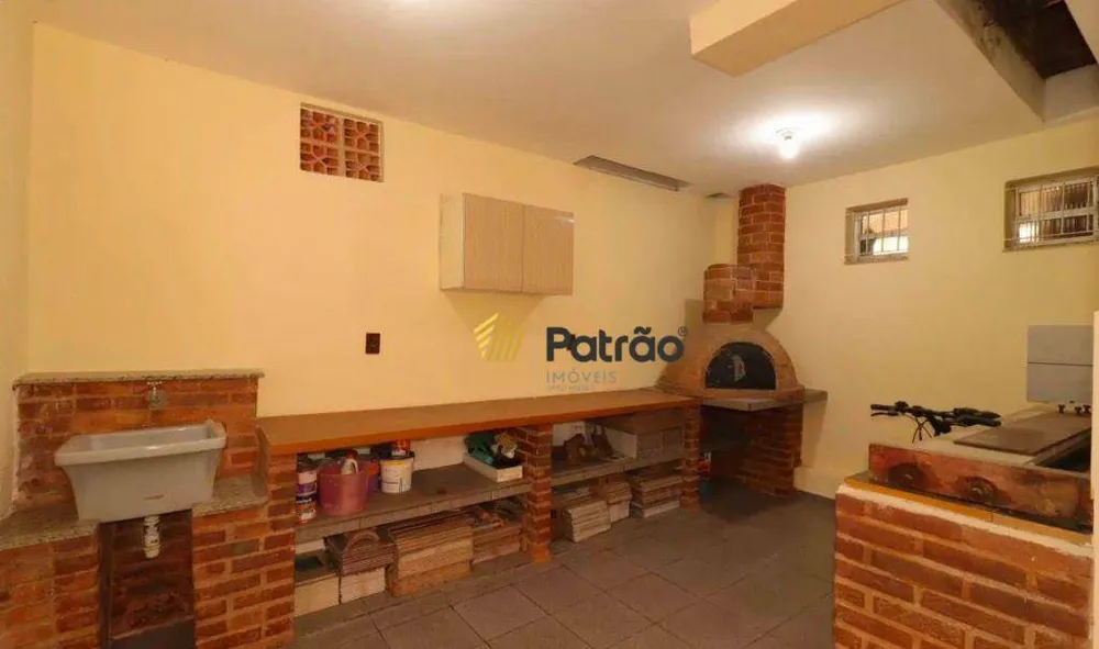 Sobrado, 3 quartos, 221 m² - Foto 2