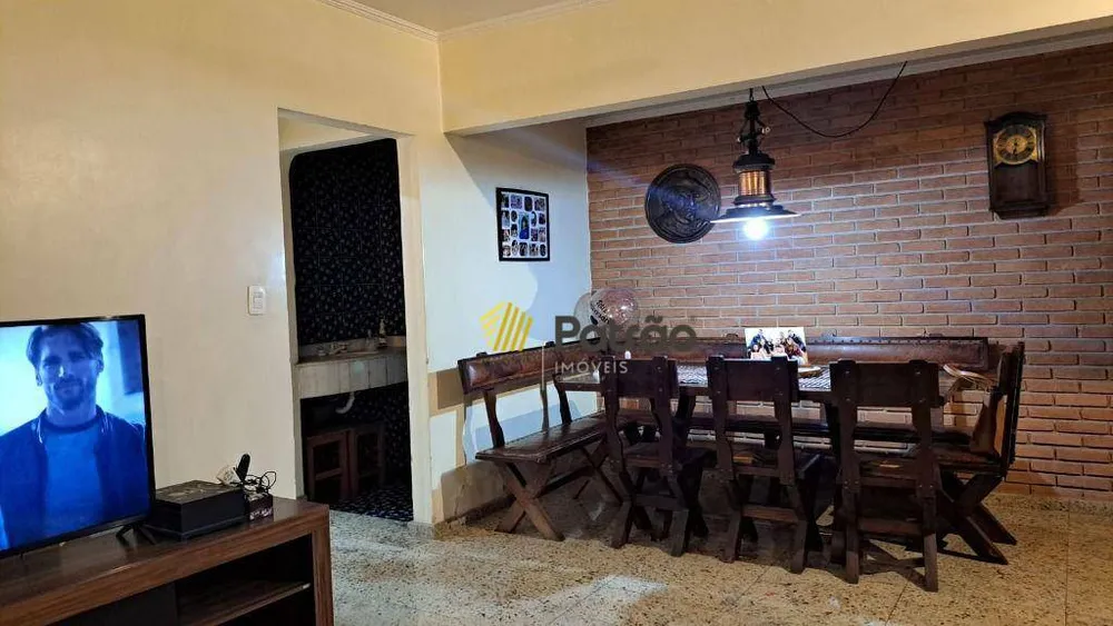 Sobrado, 3 quartos, 260 m² - Foto 1