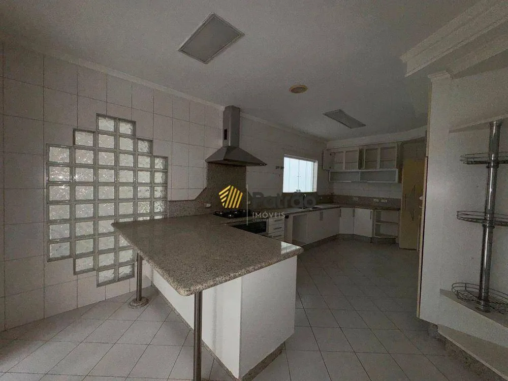 Casa, 4 quartos, 634 m² - Foto 4