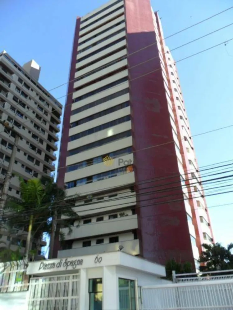 Apartamento, 3 quartos, 238 m² - Foto 1