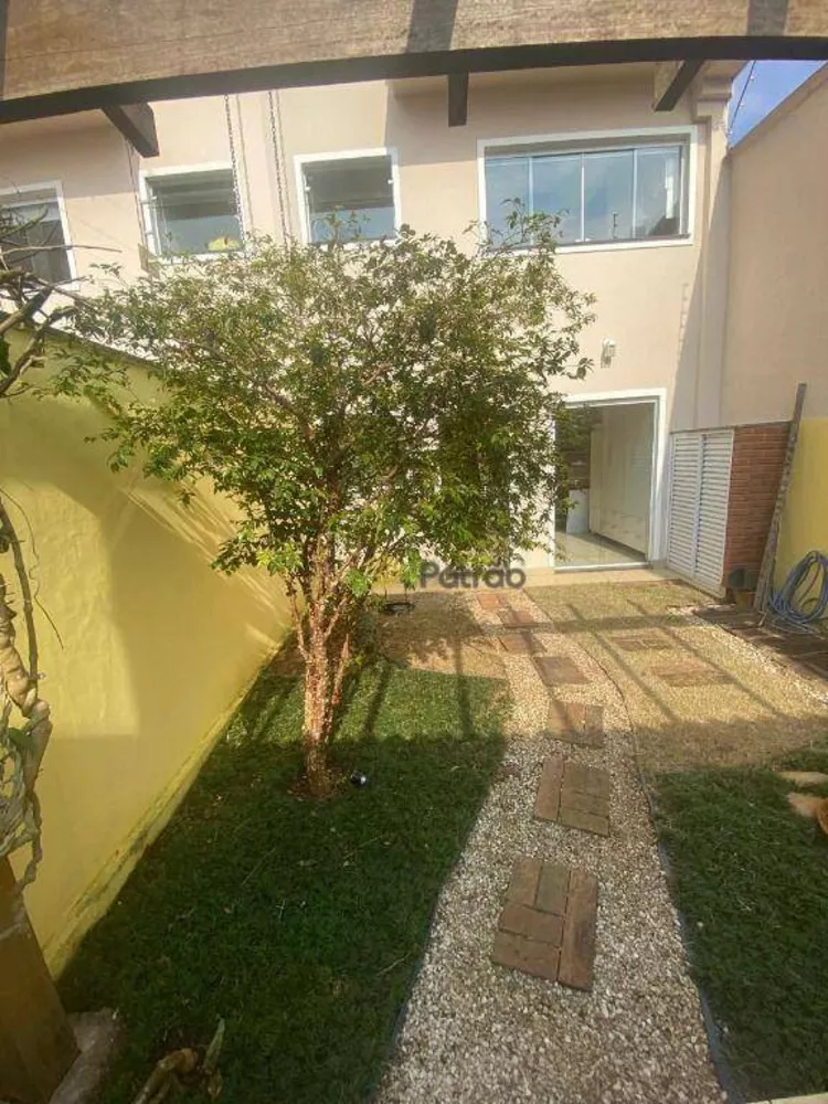 Sobrado, 3 quartos, 226 m² - Foto 1