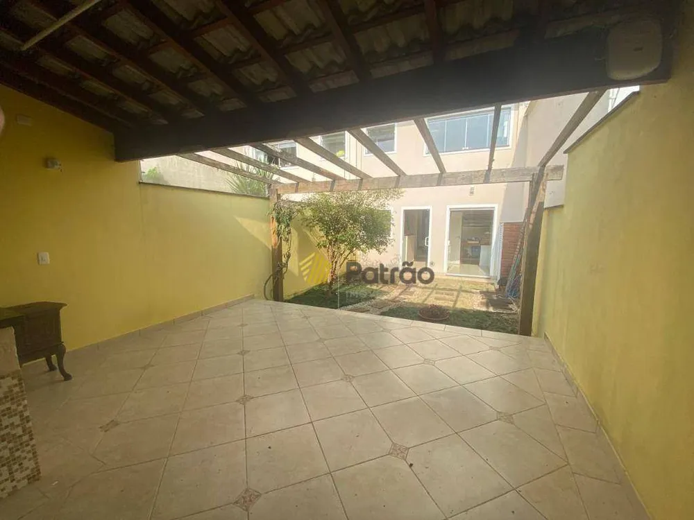 Sobrado, 3 quartos, 226 m² - Foto 3