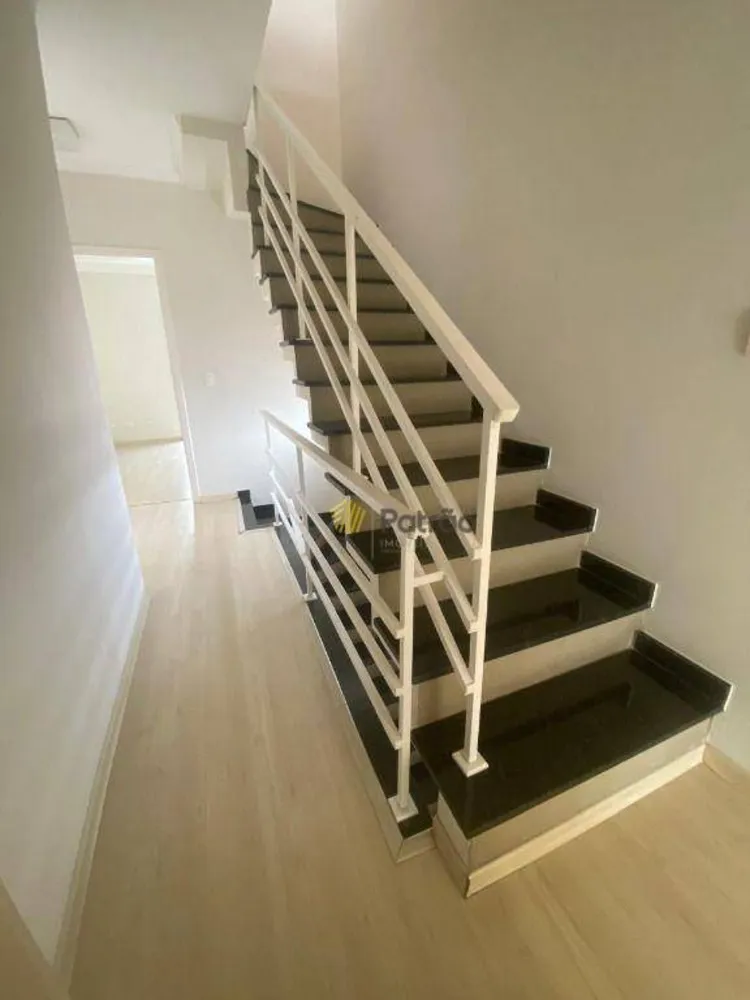 Sobrado, 3 quartos, 226 m² - Foto 2