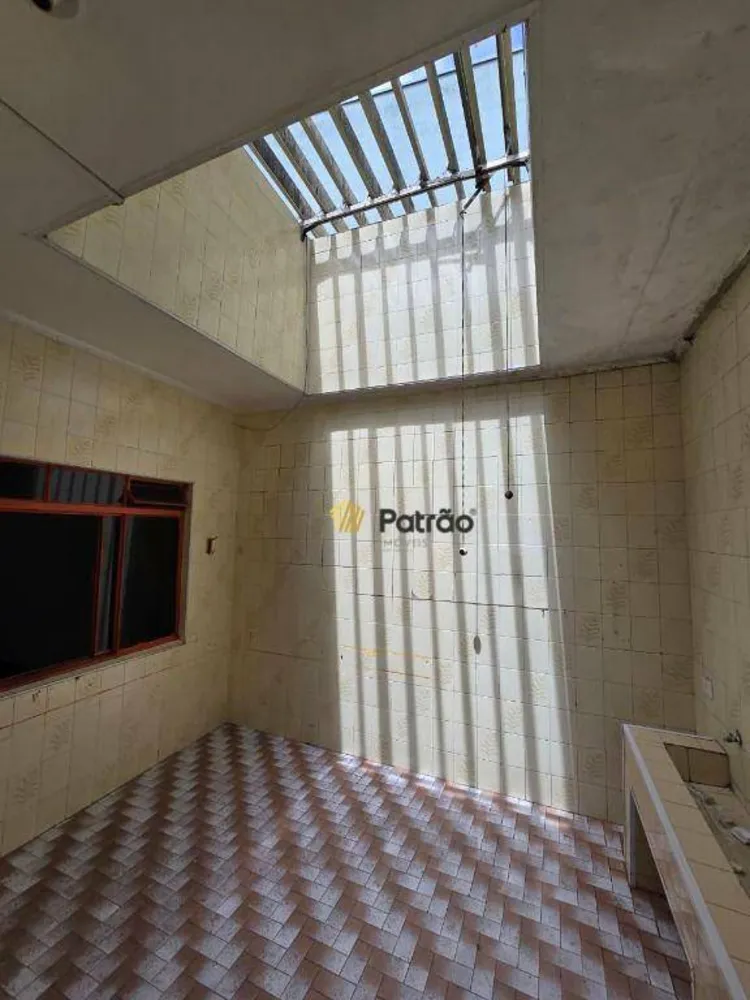 Casa, 5 quartos, 314 m² - Foto 9