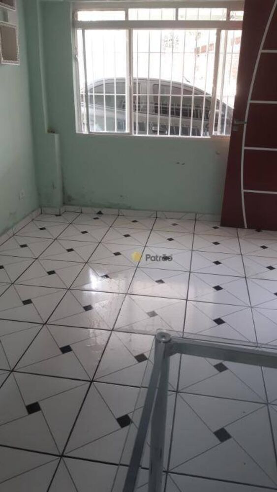 Casa à venda com 2 quartos, 162m² - Foto 1