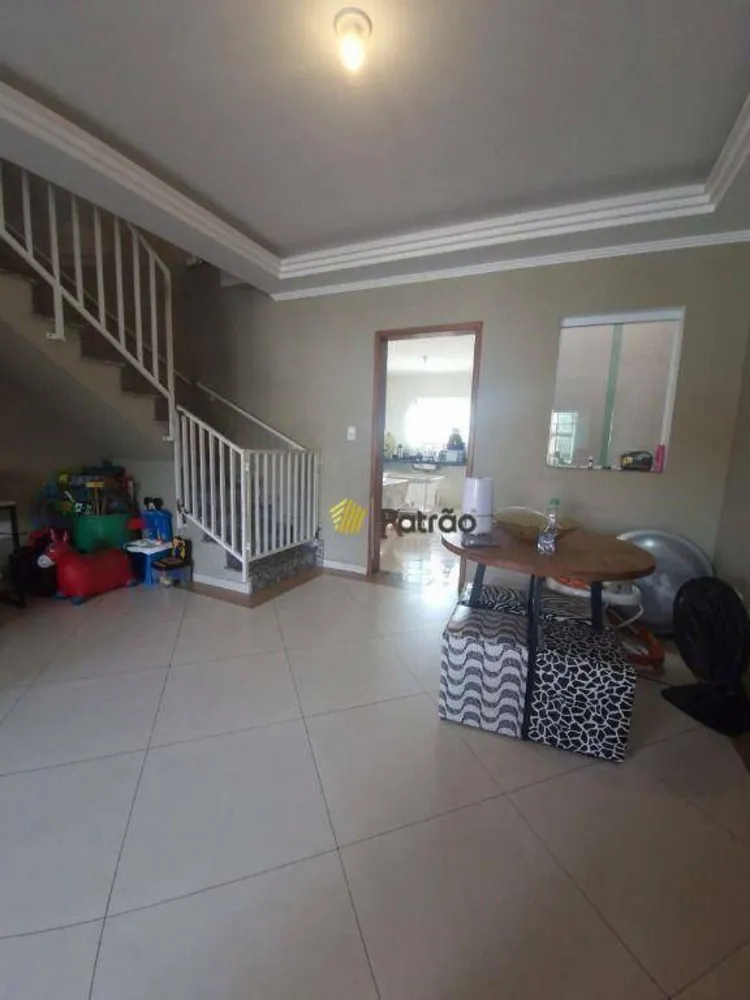 Sobrado, 3 quartos, 190 m² - Foto 3