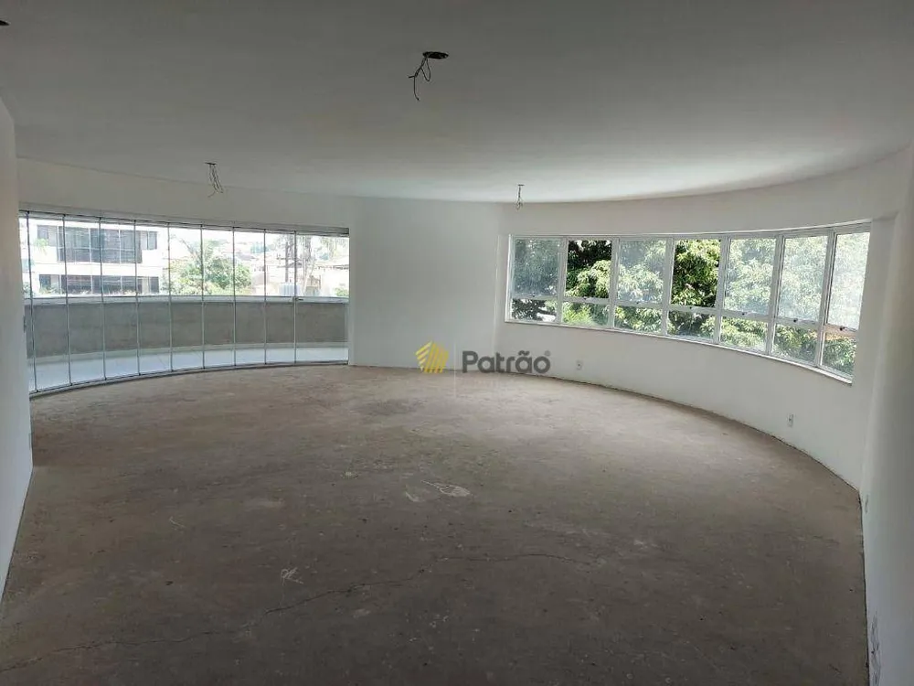 Apartamento, 4 quartos, 232 m² - Foto 1