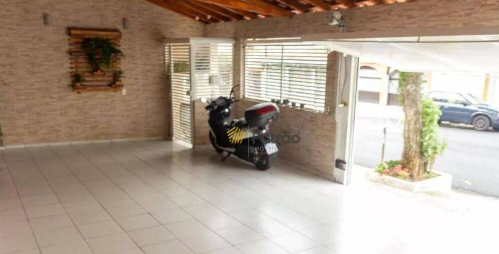 Casa, 3 quartos, 213 m² - Foto 13