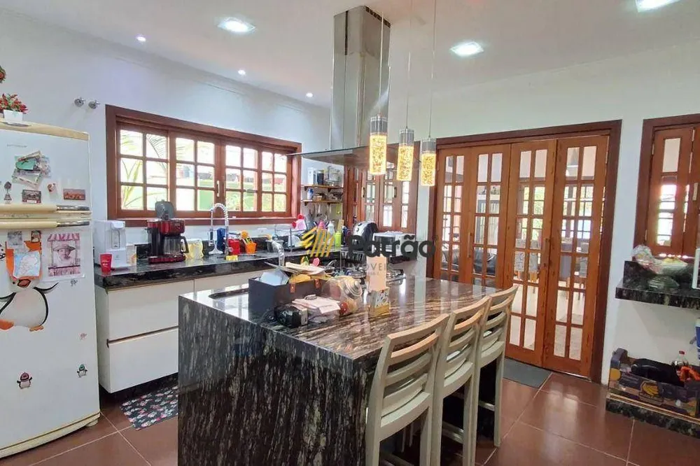 Casa, 4 quartos, 390 m² - Foto 5