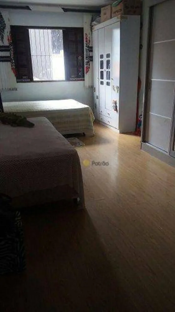 Casa, 4 quartos, 210 m² - Foto 8