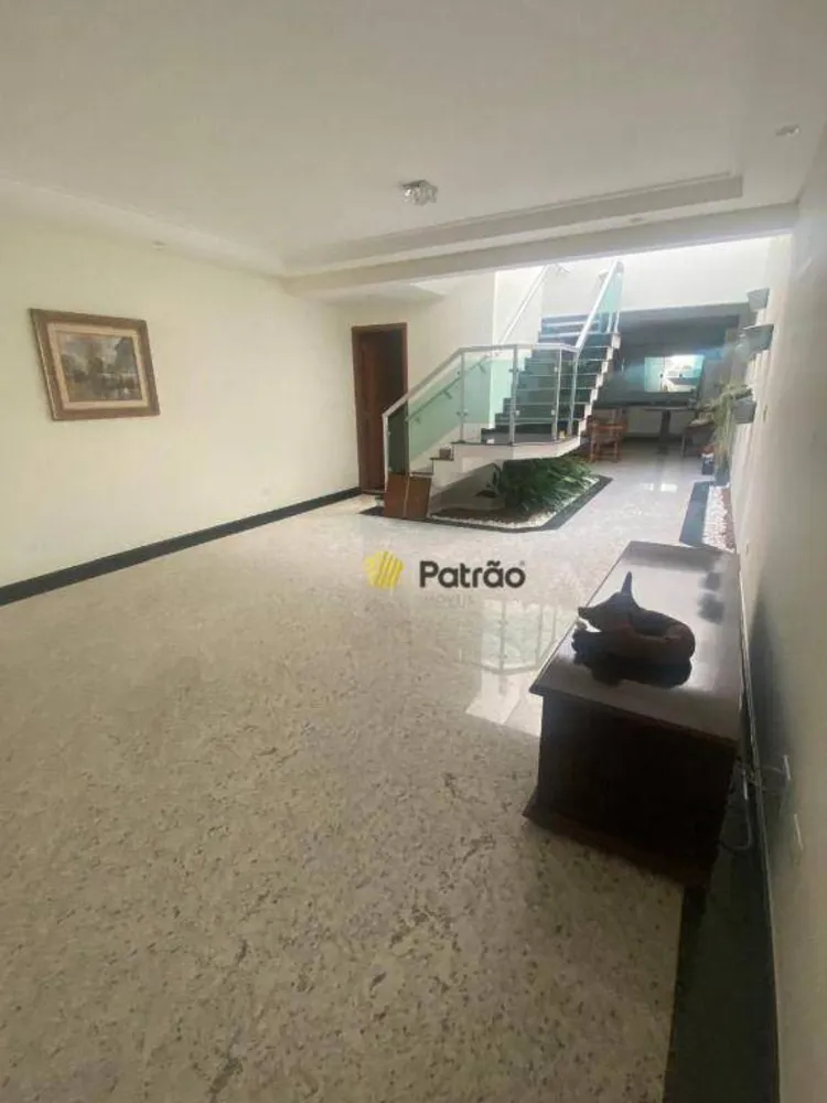 Sobrado, 4 quartos, 200 m² - Foto 1