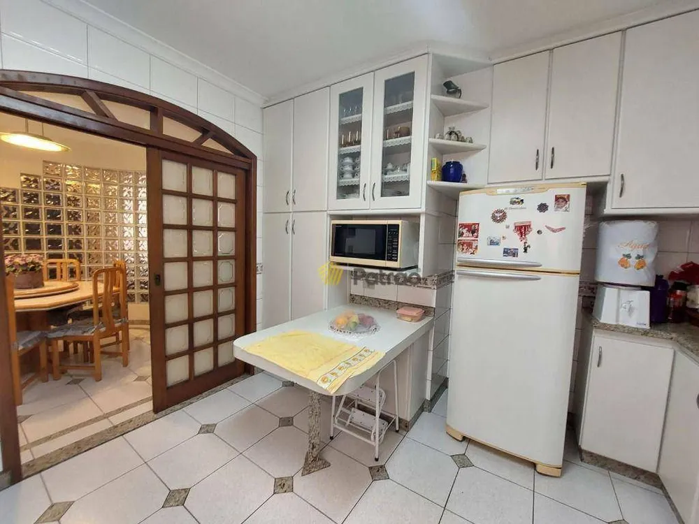 Casa, 3 quartos, 253 m² - Foto 7