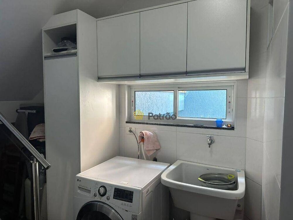 Sobrado, 3 quartos, 220 m² - Foto 1