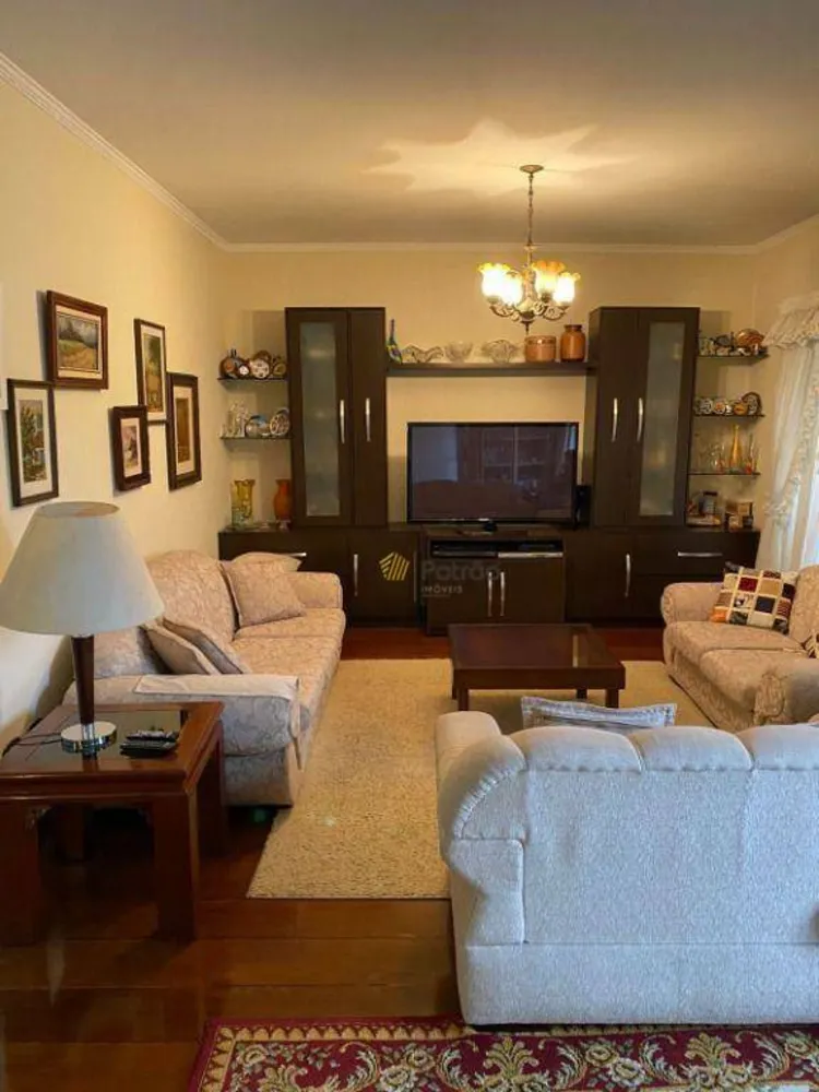 Sobrado, 5 quartos, 248 m² - Foto 2
