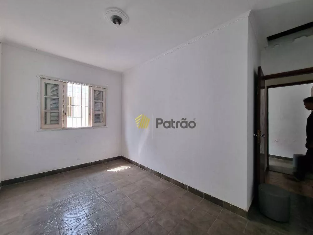 Casa, 3 quartos, 220 m² - Foto 2