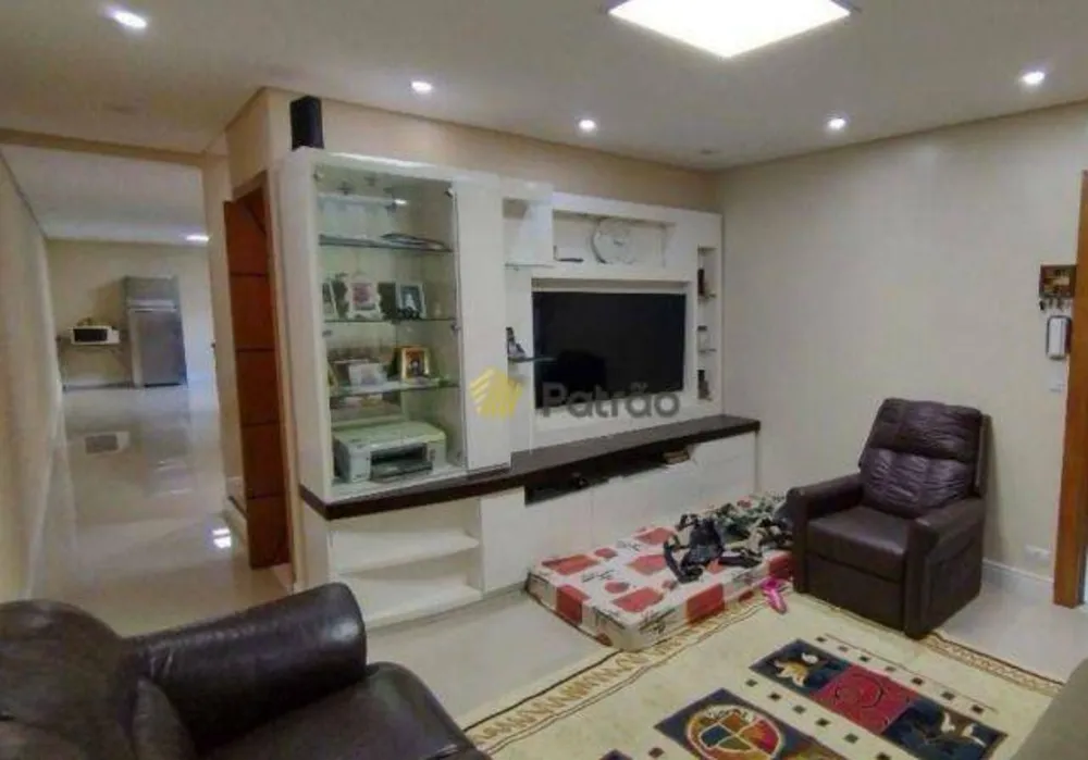 Sobrado, 3 quartos, 198 m² - Foto 1