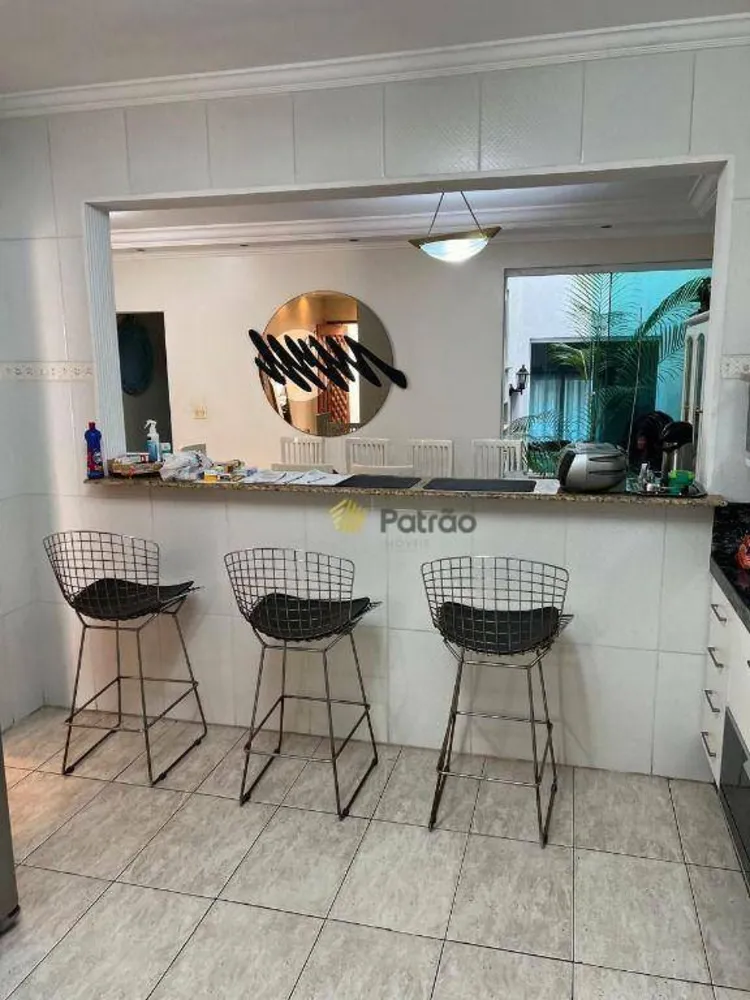 Casa, 3 quartos, 220 m² - Foto 10
