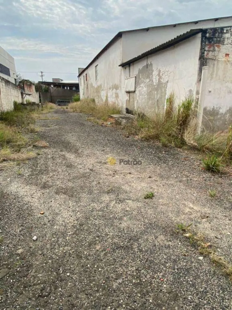 Depósito-Galpão, 1300 m² - Foto 1
