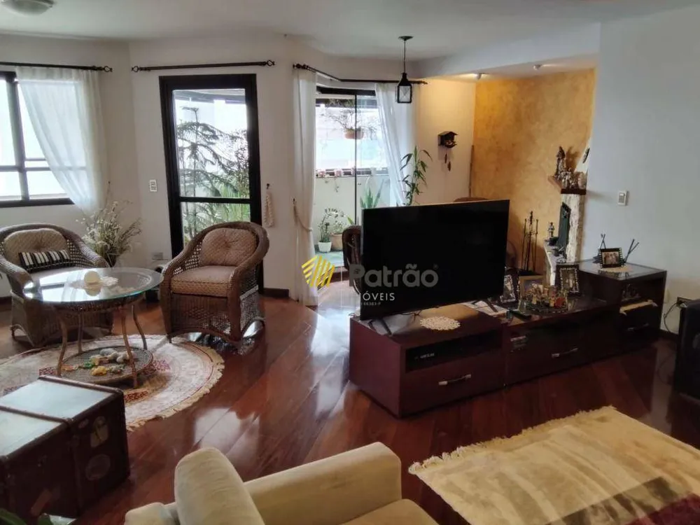 Apartamento, 3 quartos, 238 m² - Foto 1
