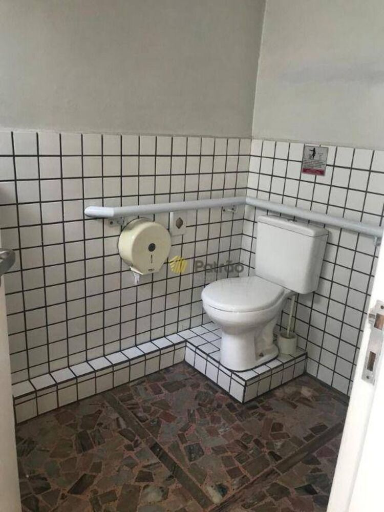 Sobrado para alugar com 5 quartos, 500m² - Foto 7