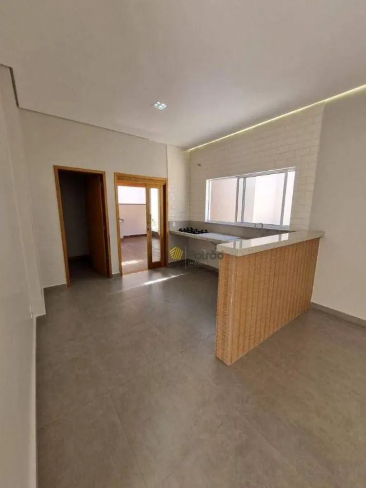 Sobrado, 4 quartos, 400 m² - Foto 1