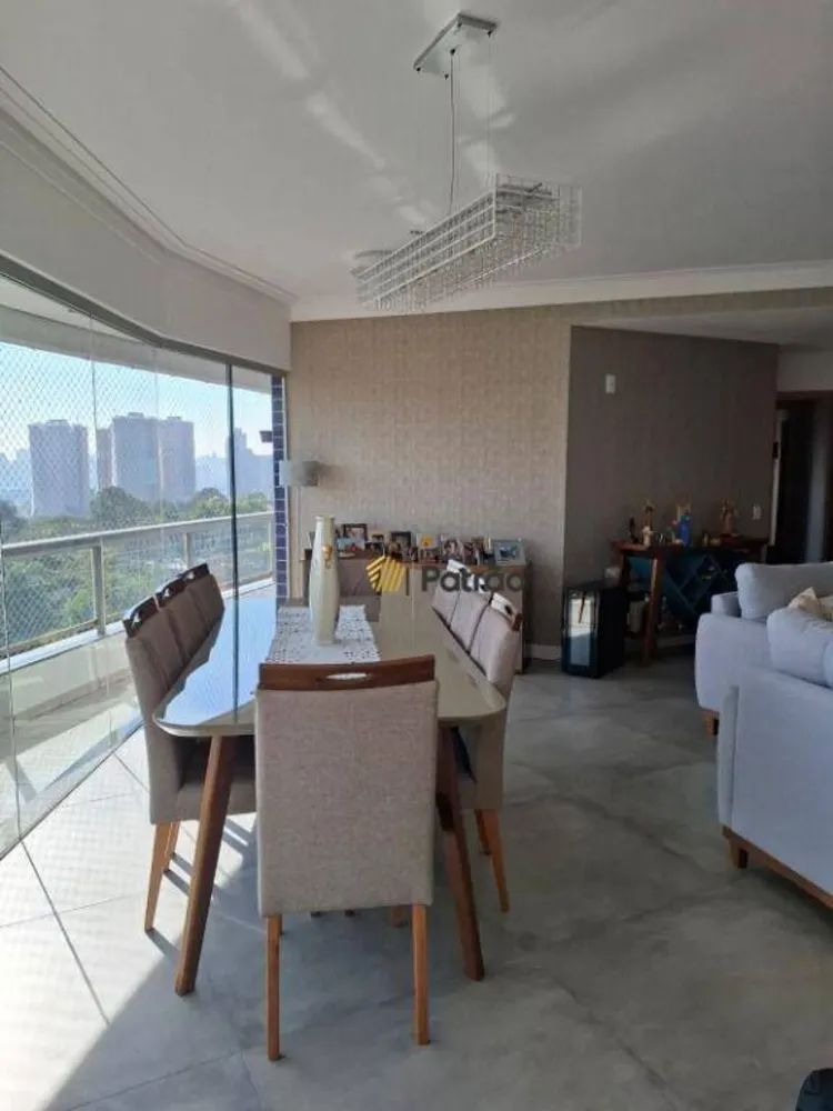 Apartamento, 3 quartos, 178 m² - Foto 2
