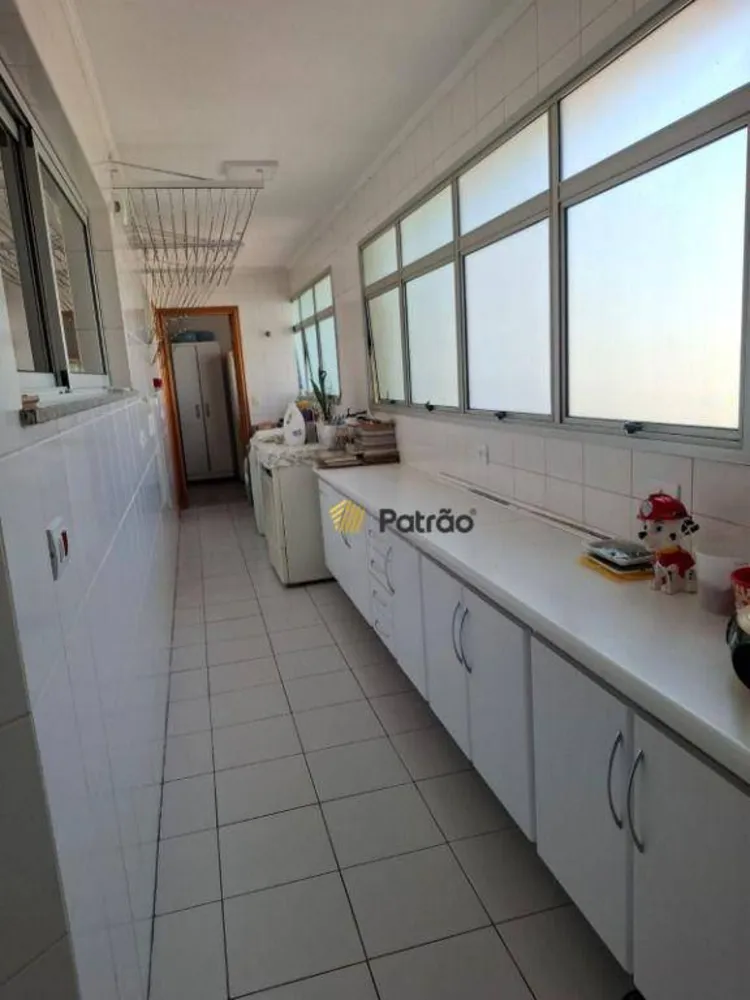 Apartamento, 3 quartos, 178 m² - Foto 10
