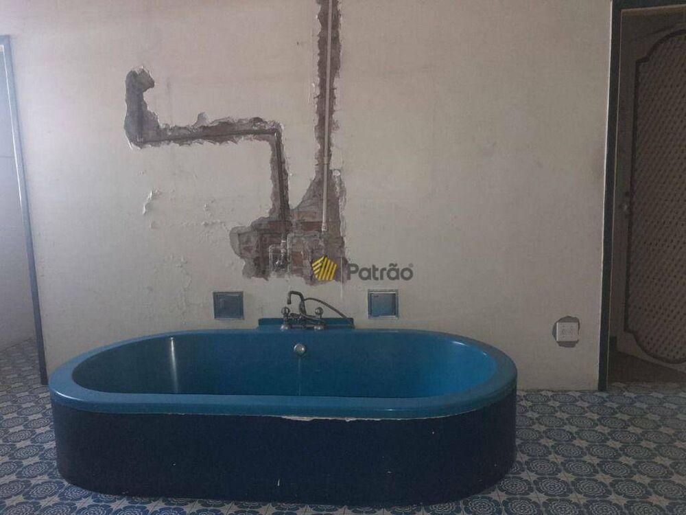 Sobrado para alugar com 4 quartos, 720m² - Foto 11