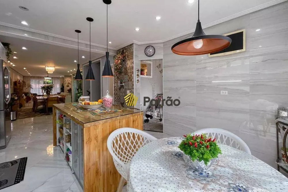 Sobrado, 3 quartos, 380 m² - Foto 2