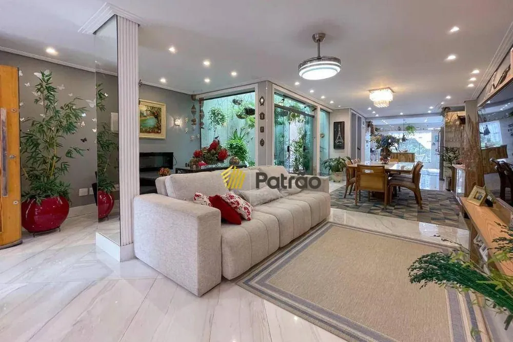 Sobrado, 3 quartos, 380 m² - Foto 2