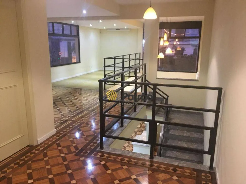 Sobrado, 220 m² - Foto 2