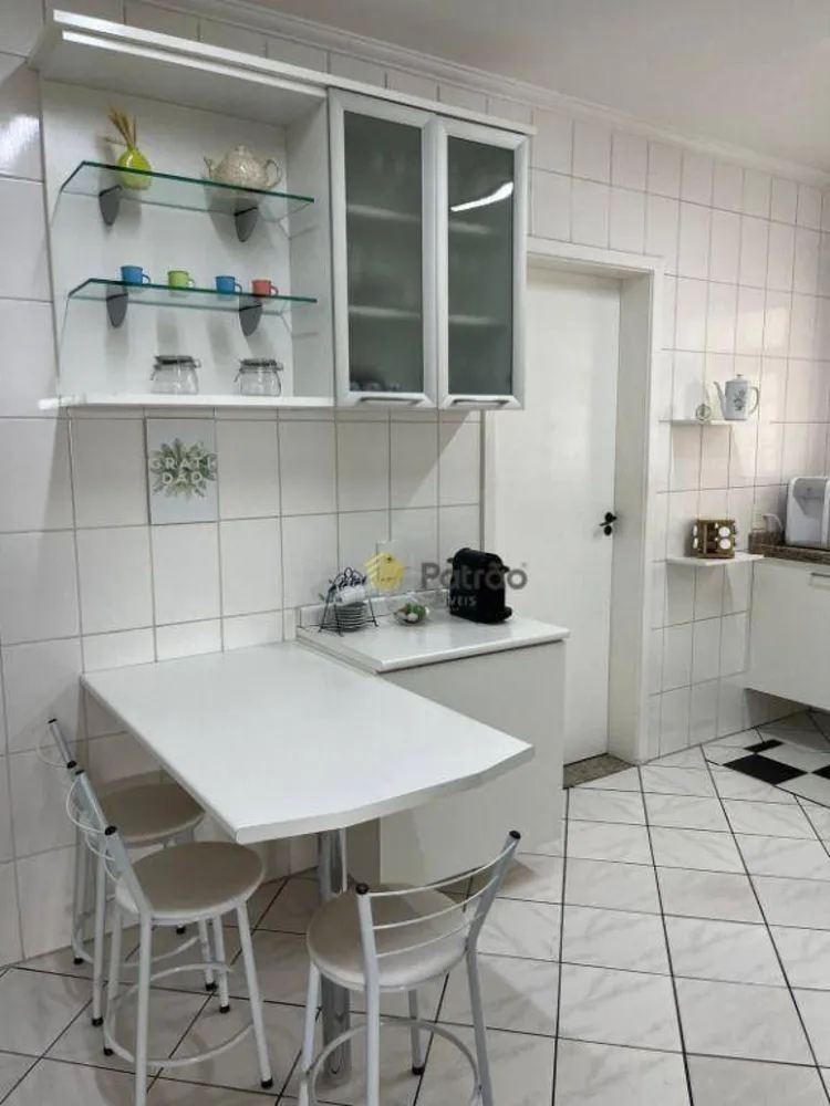 Apartamento, 3 quartos, 132 m² - Foto 4