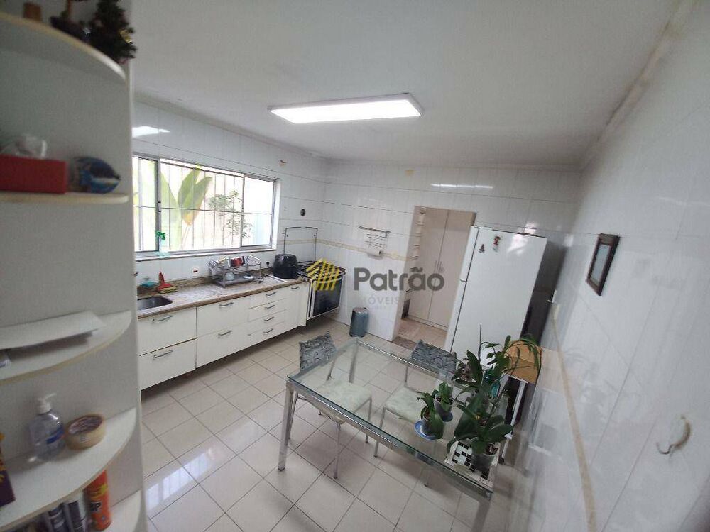 Sobrado, 3 quartos, 178 m² - Foto 3