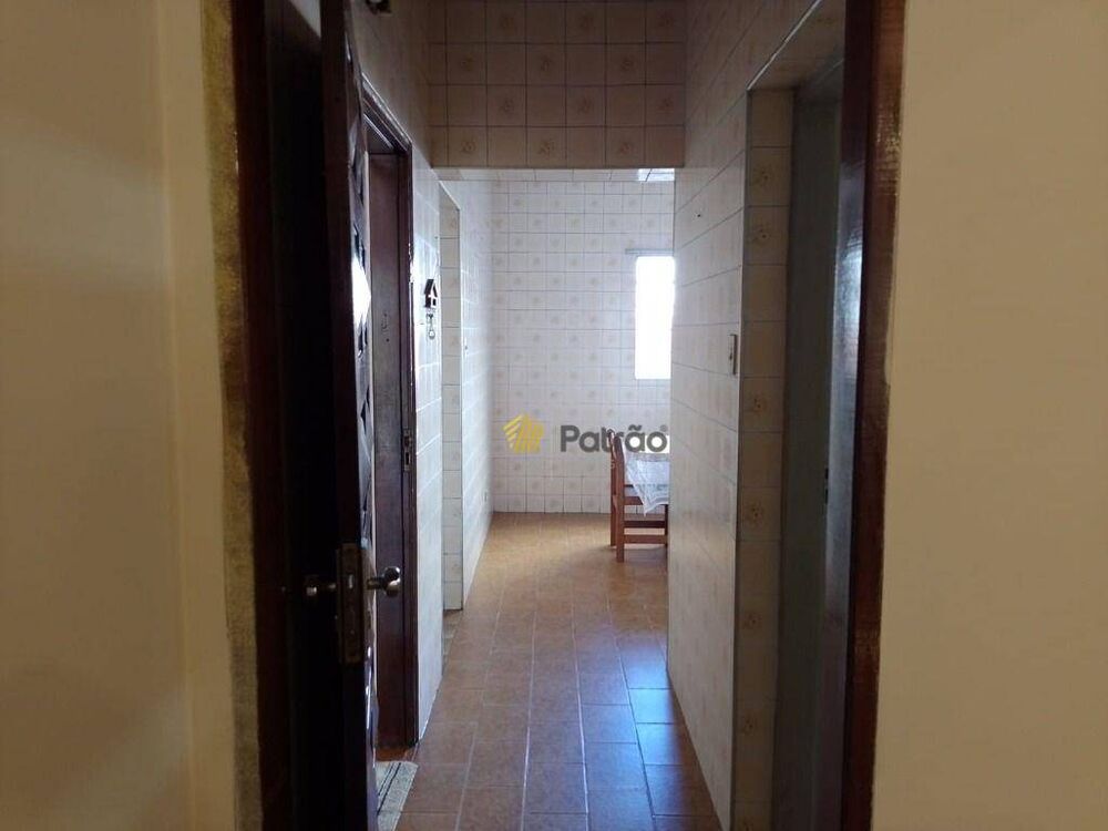 Sobrado, 4 quartos, 240 m² - Foto 1