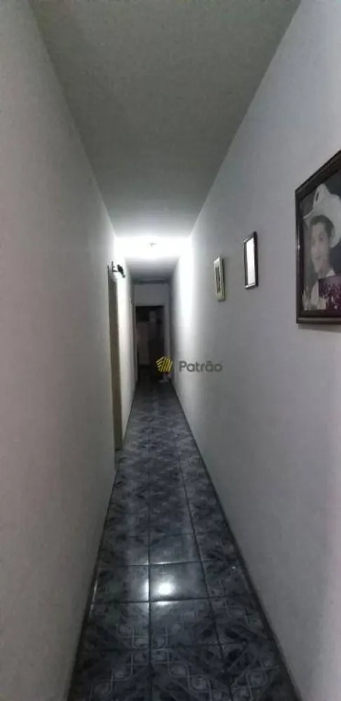 Sobrado, 3 quartos, 227 m² - Foto 3