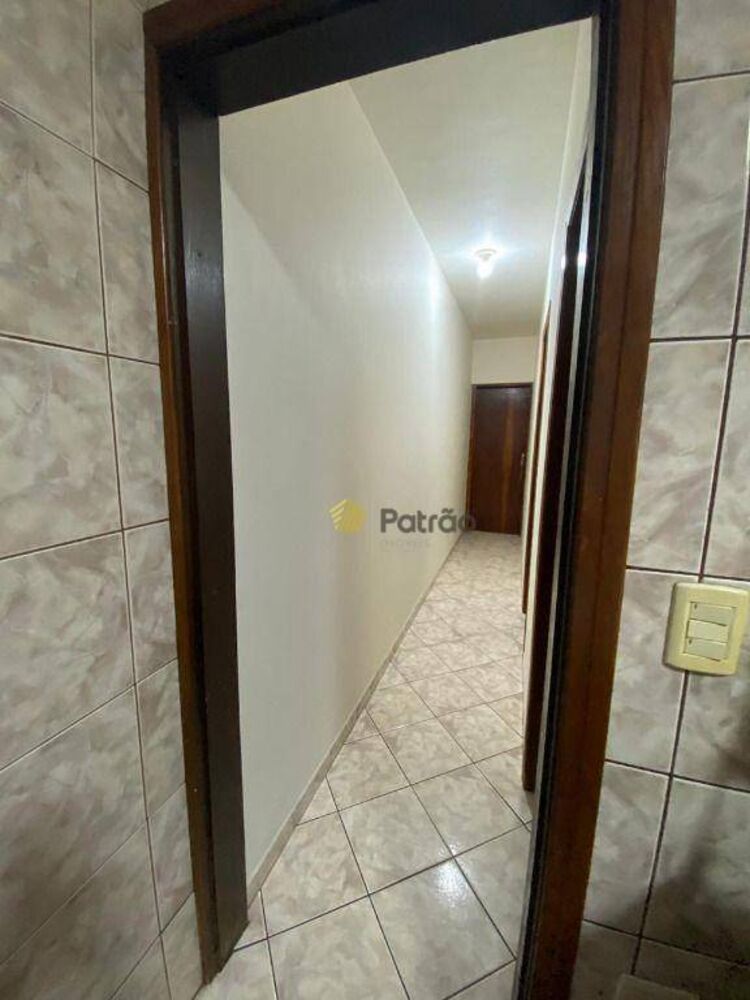 Sobrado, 3 quartos, 180 m² - Foto 2