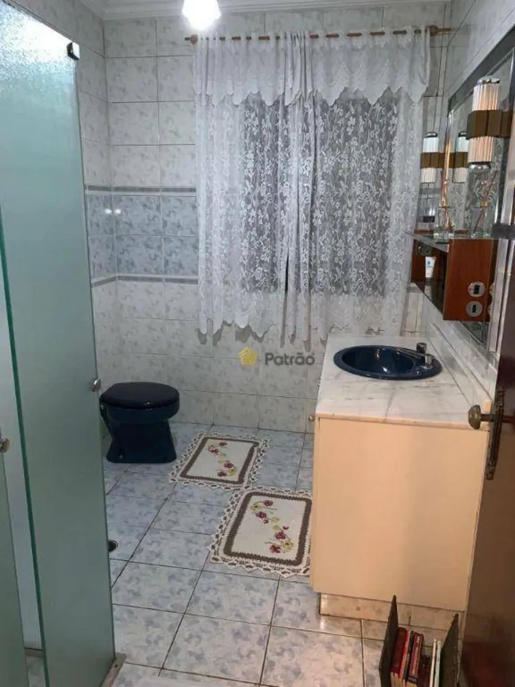 Sobrado, 3 quartos, 256 m² - Foto 6