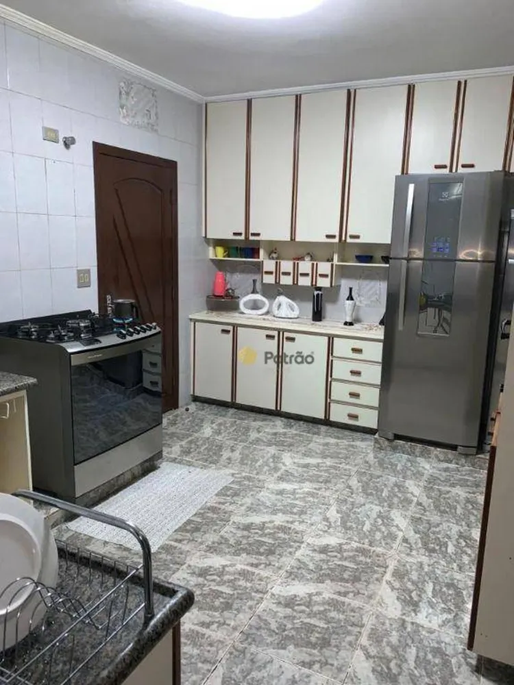 Sobrado, 3 quartos, 256 m² - Foto 4