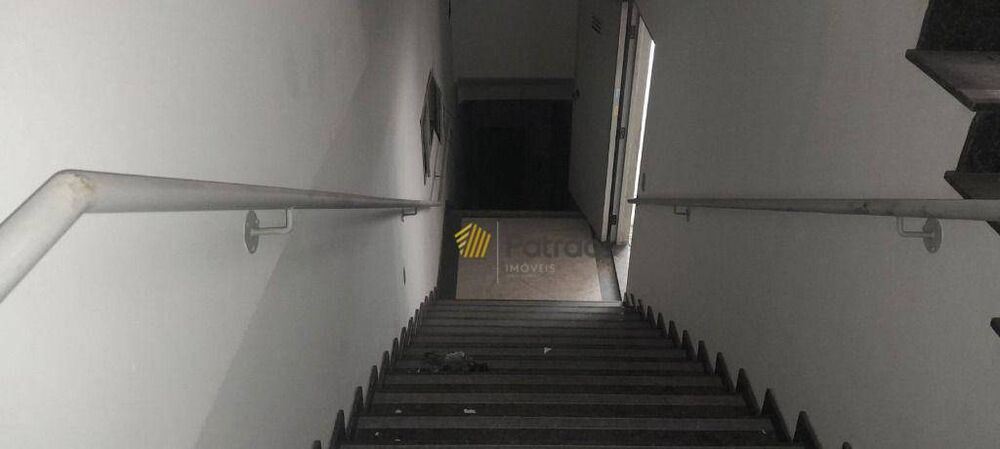 Prédio Inteiro para alugar, 1100m² - Foto 3
