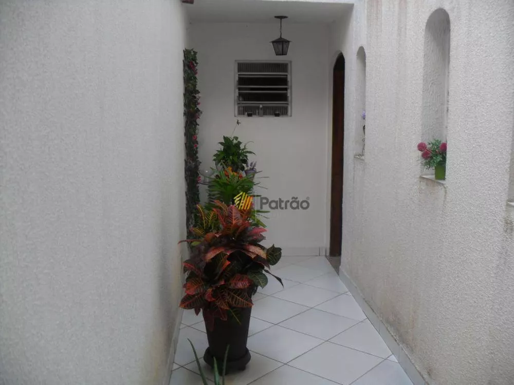 Casa, 3 quartos, 228 m² - Foto 5