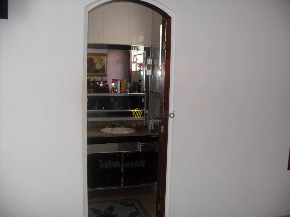 Casa, 3 quartos, 228 m² - Foto 7